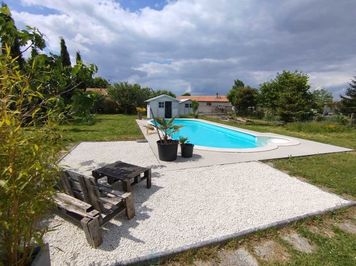 Image No.1-3 Bed House for sale