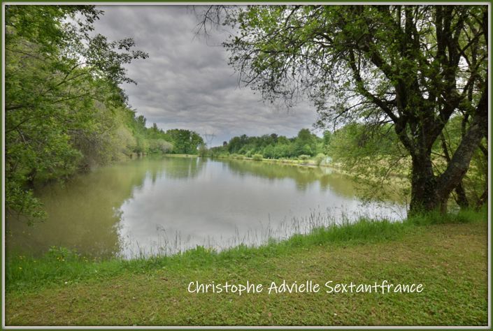 Image No.2-5 Bed Property for sale