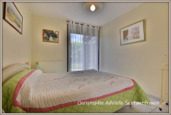 Image No.8-5 Bed Property for sale