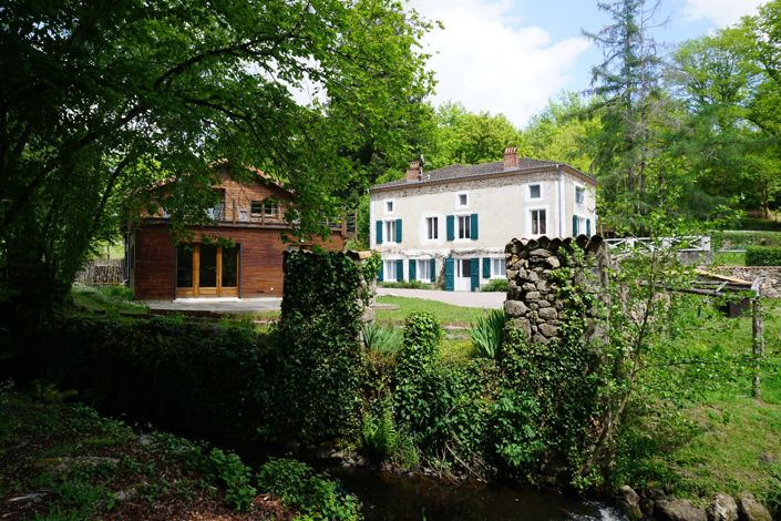 Image No.1-15 Bed Property for sale