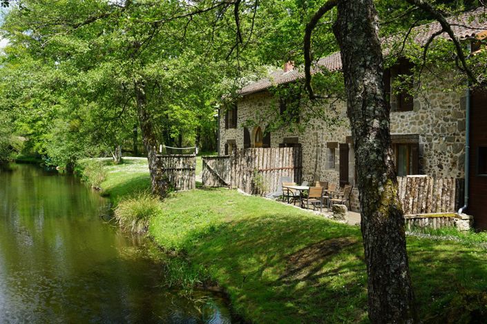 Image No.4-15 Bed Property for sale