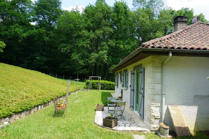 Image No.7-4 Bed Property for sale