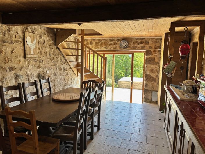 Image No.5-2 Bed Property for sale