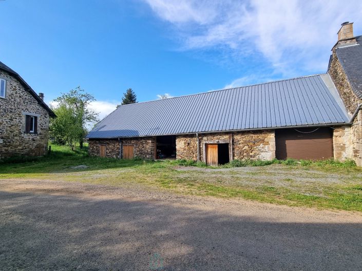 Image No.11-6 Bed Property for sale