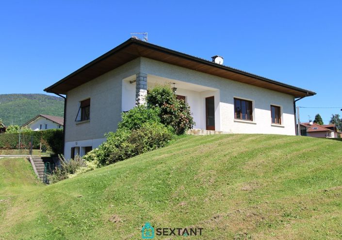 Image No.1-3 Bed Villa for sale