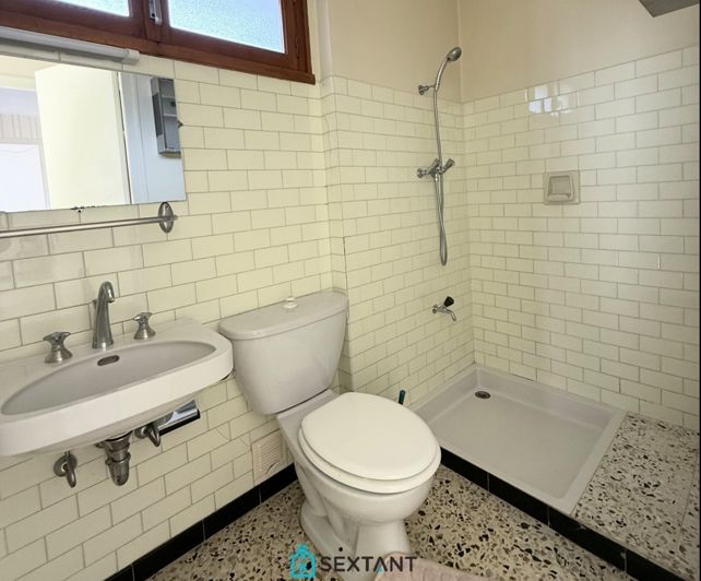 Image No.11-3 Bed Villa for sale