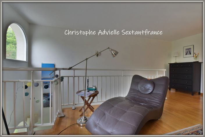 Image No.12-3 Bed Property for sale