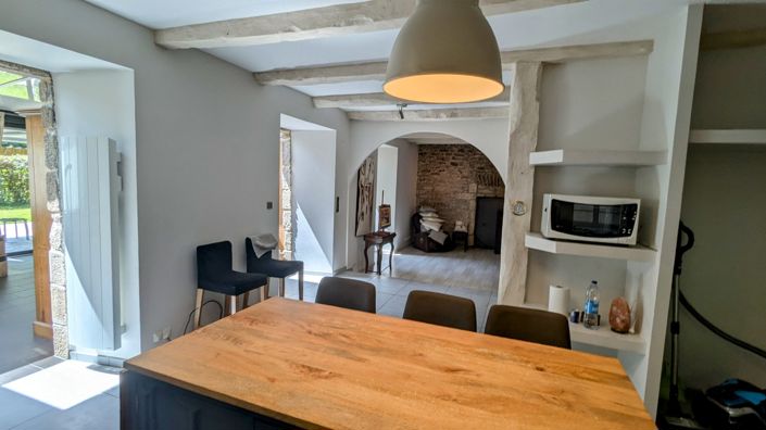 Image No.14-3 Bed Property for sale