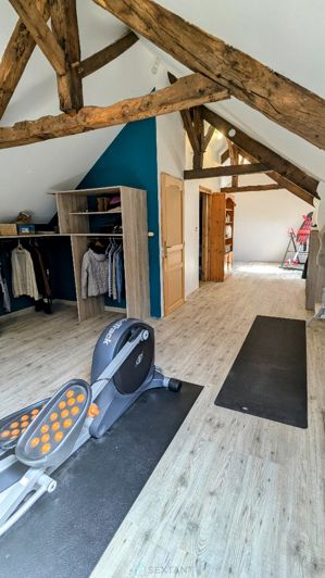 Image No.16-3 Bed Property for sale