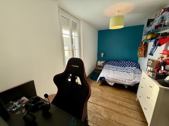 Image No.12-10 Bed House for sale