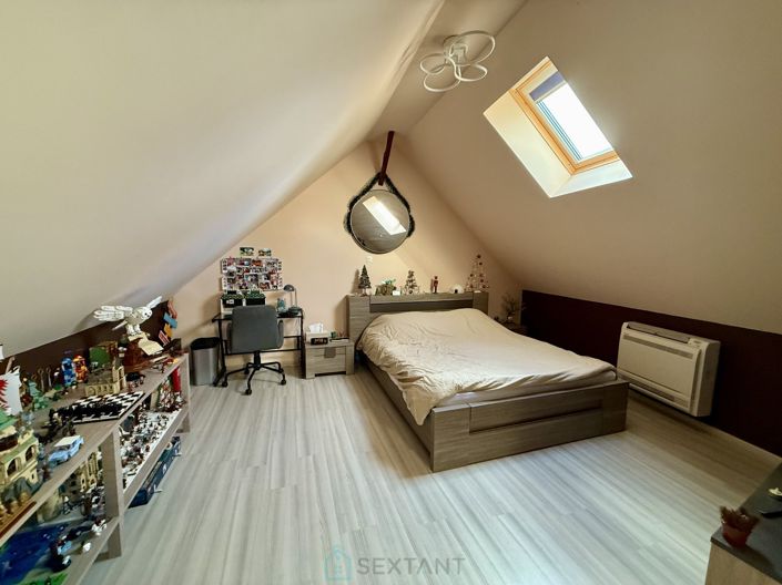 Image No.15-10 Bed House for sale