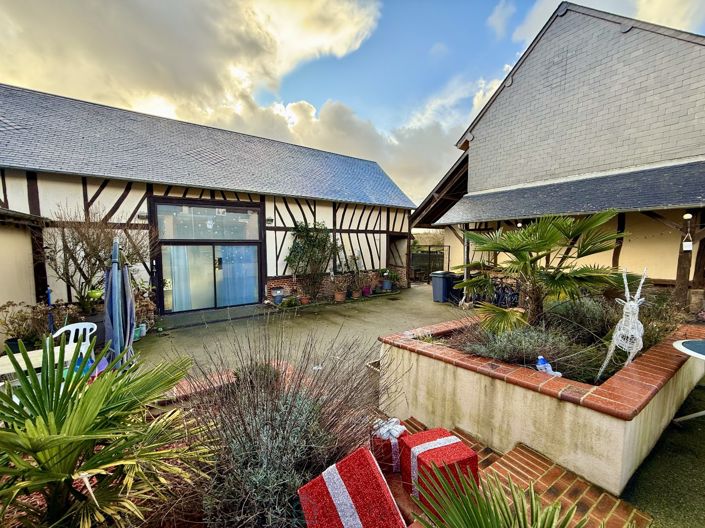 Image No.17-10 Bed House for sale