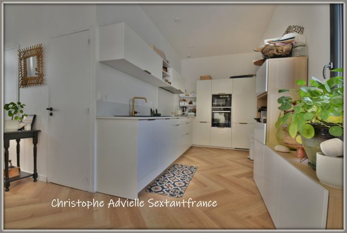 Image No.4-2 Bed Property for sale