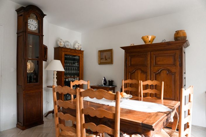 Image No.21-3 Bed Property for sale