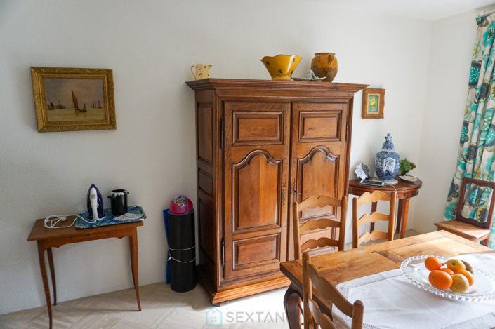 Image No.22-3 Bed Property for sale