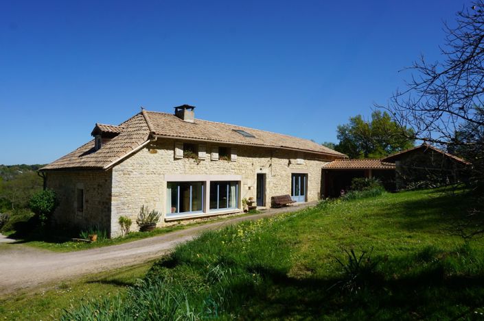 Image No.3-3 Bed Property for sale