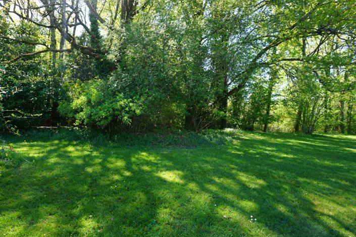 Image No.8-3 Bed Property for sale