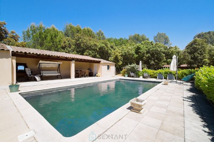 Image No.1-5 Bed Villa for sale
