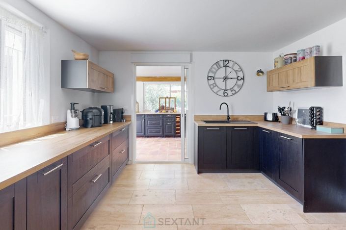 Image No.15-5 Bed Villa for sale