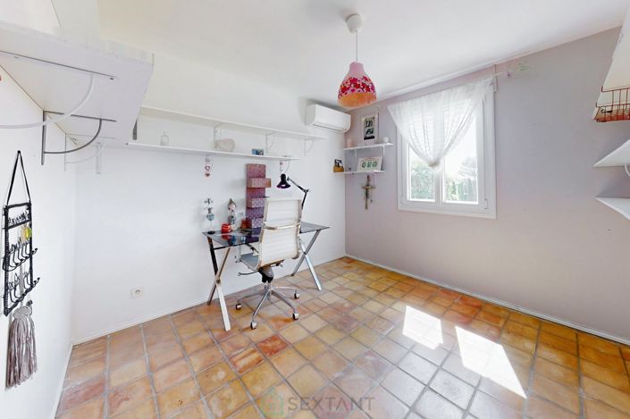 Image No.23-5 Bed Villa for sale