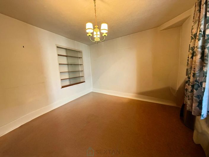 Image No.5-5 Bed House for sale