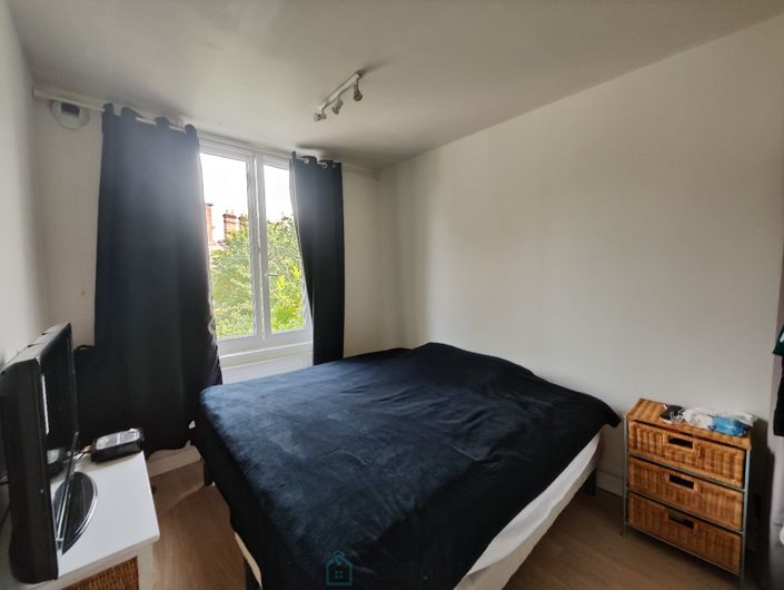 Image No.10-3 Bed House for sale