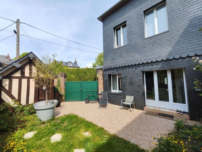 Image No.2-3 Bed House for sale