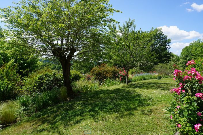 Image No.10-4 Bed Property for sale