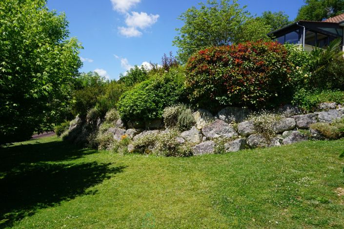 Image No.8-4 Bed Property for sale