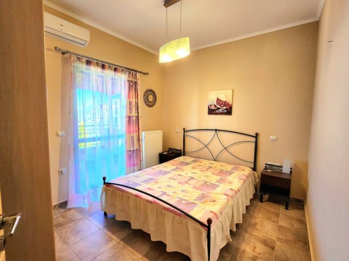 Image No.20-4 Bed House for sale