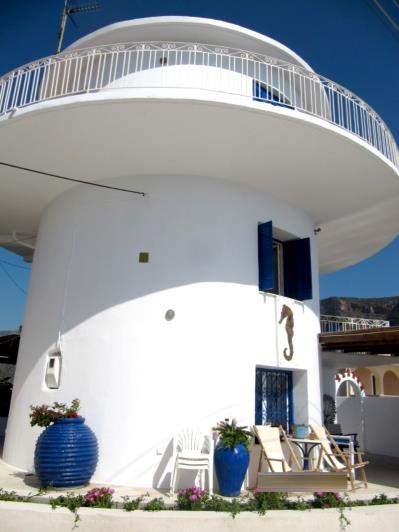 Image No.10-4 Bed House for sale