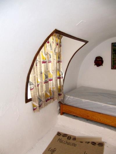 Image No.30-4 Bed House for sale