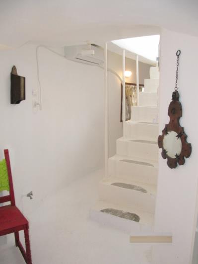 Image No.17-4 Bed House for sale