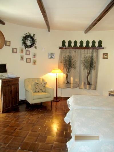 Image No.25-4 Bed House for sale