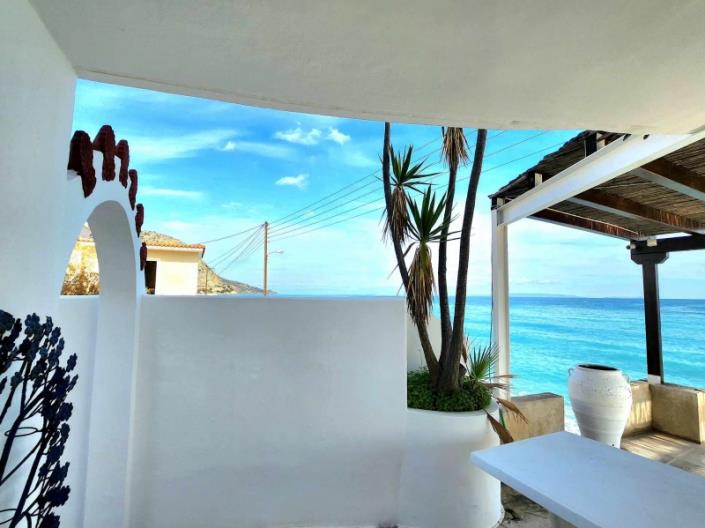 Image No.44-4 Bed House for sale