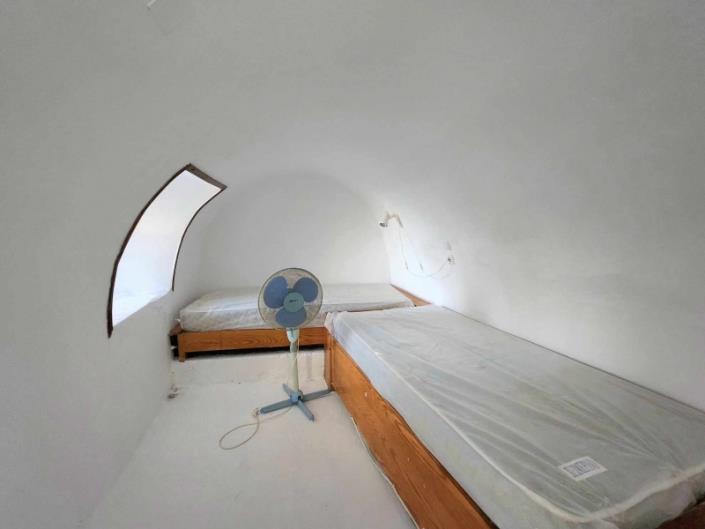 Image No.31-4 Bed House for sale