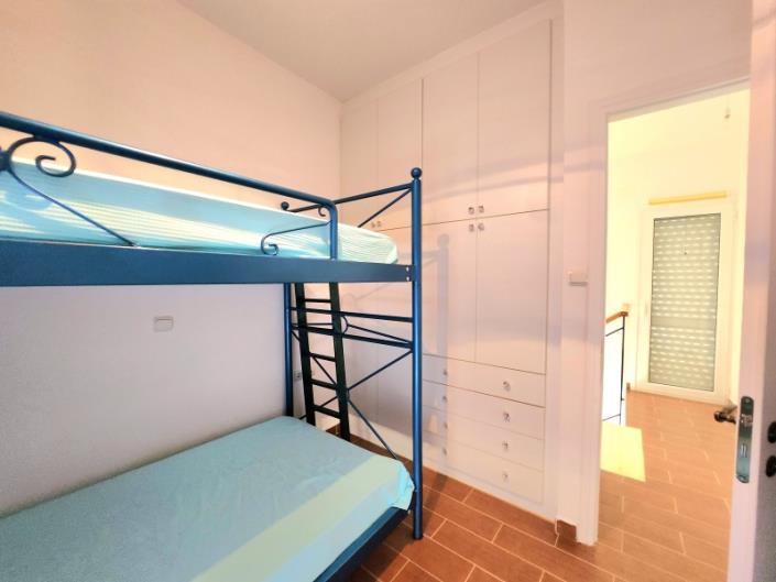 Image No.20-3 Bed House for sale