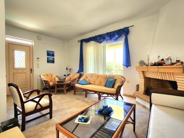 Image No.15-3 Bed House for sale