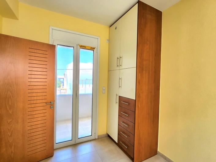 Image No.15-3 Bed House for sale