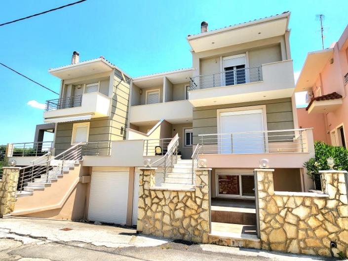 Image No.29-3 Bed House for sale