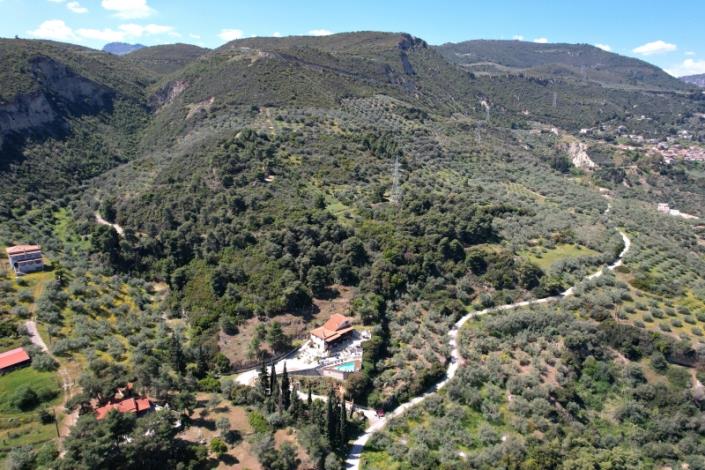 Image No.57-4 Bed Villa for sale