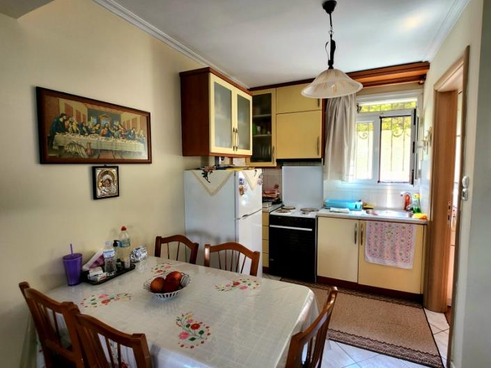 Image No.12-4 Bed House for sale