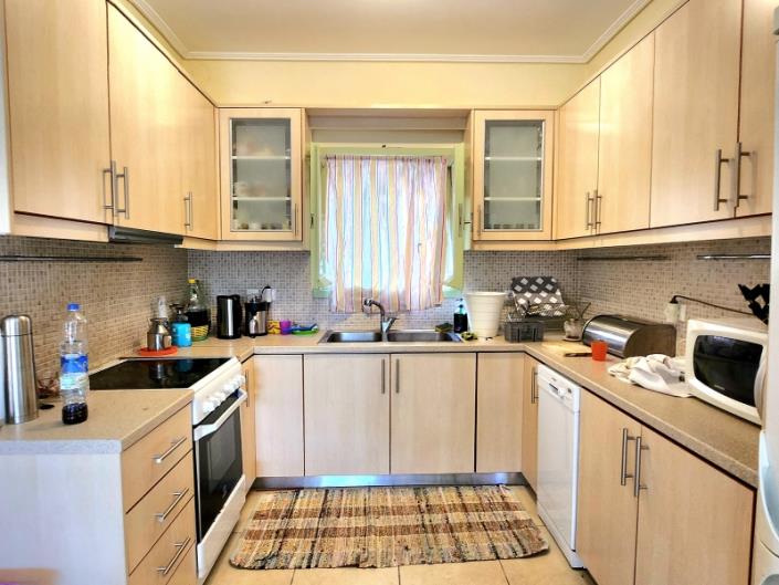 Image No.6-4 Bed House for sale