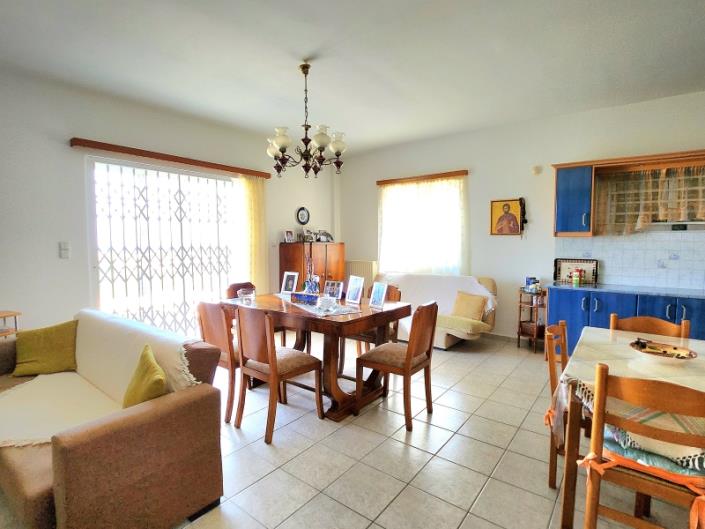 Image No.21-4 Bed House for sale