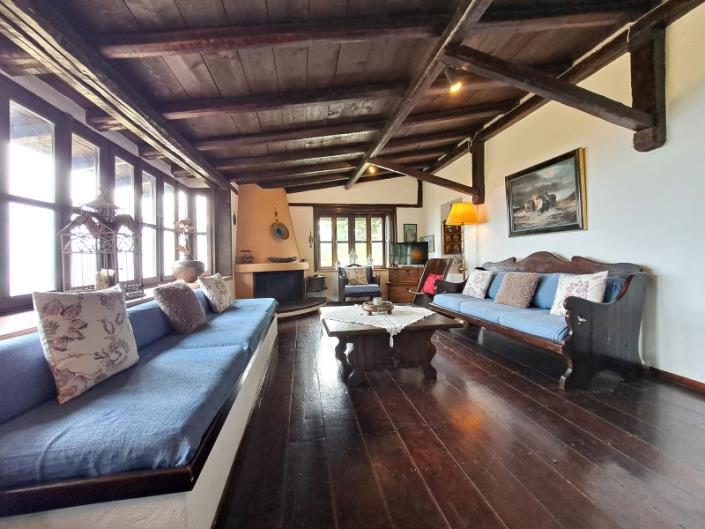 Image No.12-4 Bed House for sale