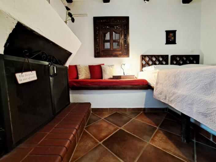 Image No.13-4 Bed House for sale