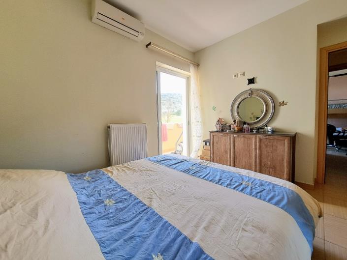 Image No.14-3 Bed House for sale