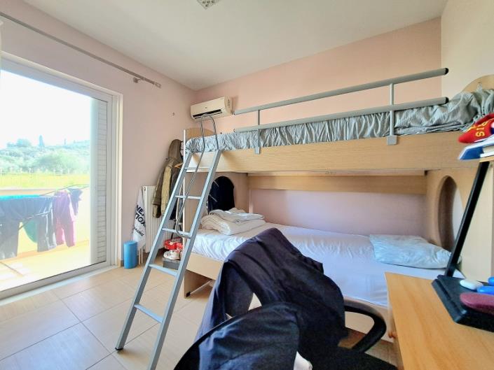 Image No.20-3 Bed House for sale