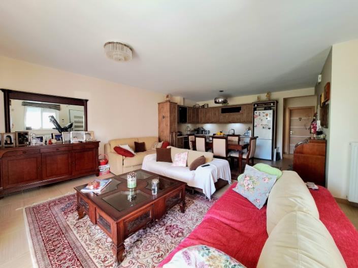 Image No.11-3 Bed House for sale