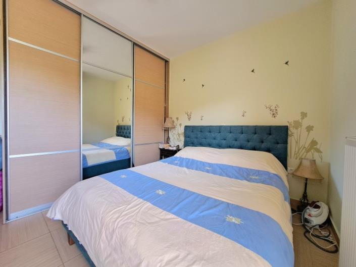 Image No.17-3 Bed House for sale